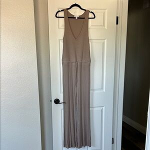 NWOT Beyond Yoga Taupe Maxi Dress